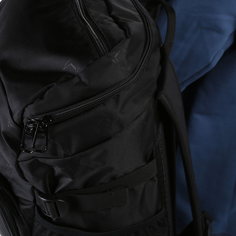  черный рюкзак PUMA Basketball pro Backpack 7797401 - цена, описание, фото 4